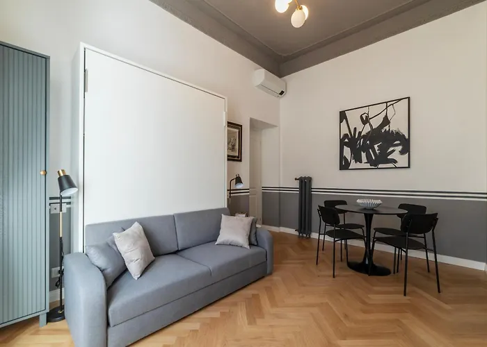 Apartment Castro Pretorio 24 - Fromhometorome *